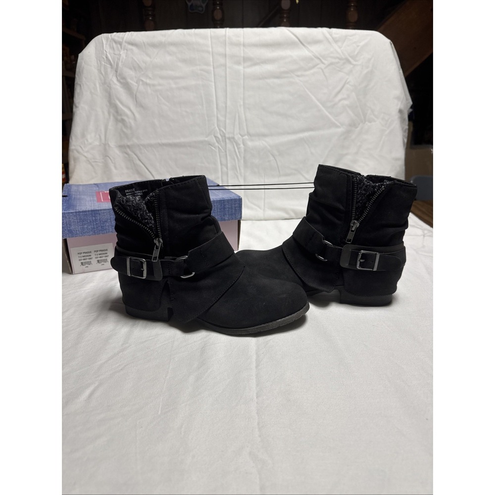 Pop Womens Black Faux Suede Ankle Boots Prague 7.5M